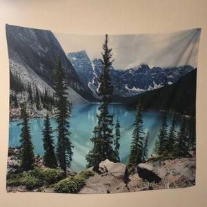 Wall tapestry mountain scene home decor